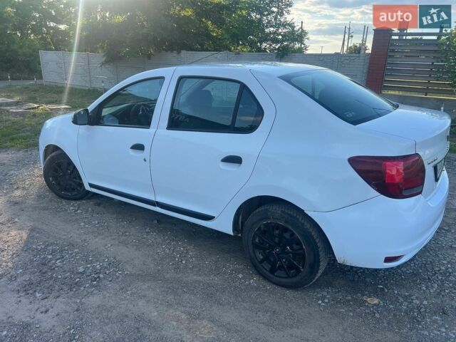 Білий Рено Логан, об'ємом двигуна 1 л та пробігом 290 тис. км за 3800 $, фото 3 на Automoto.ua