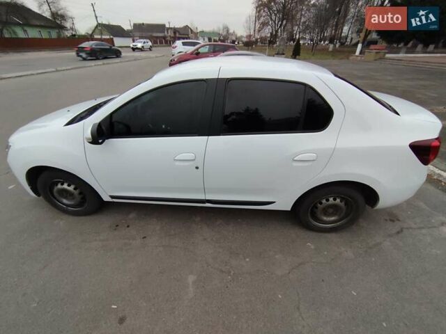 Білий Рено Логан, об'ємом двигуна 1.46 л та пробігом 124 тис. км за 8499 $, фото 4 на Automoto.ua