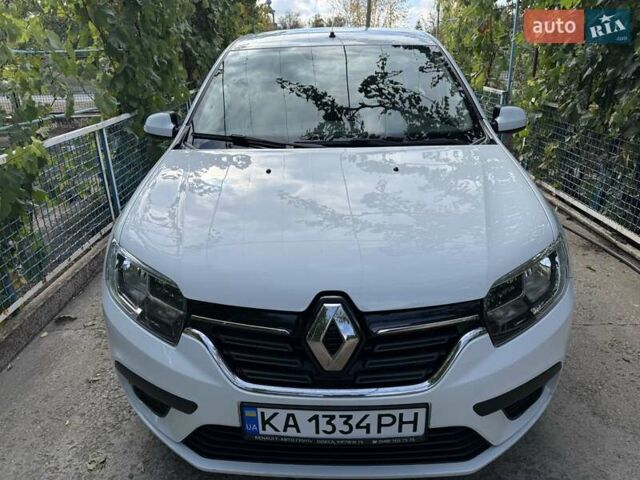 Белый Рено Логан, объемом двигателя 1 л и пробегом 81 тыс. км за 7450 $, фото 1 на Automoto.ua