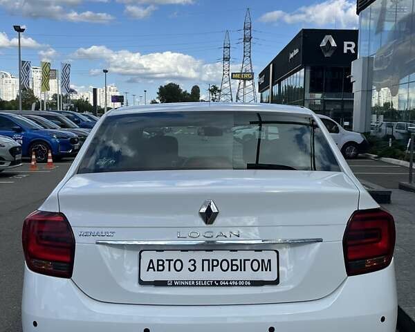 Білий Рено Логан, об'ємом двигуна 1 л та пробігом 103 тис. км за 7113 $, фото 6 на Automoto.ua
