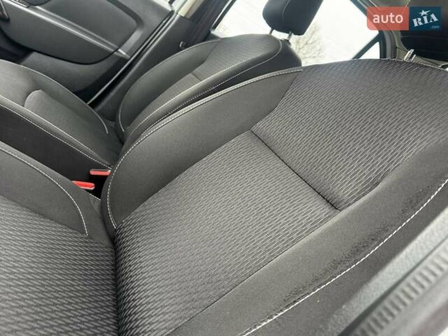 Білий Рено Логан, об'ємом двигуна 1.46 л та пробігом 97 тис. км за 7450 $, фото 23 на Automoto.ua