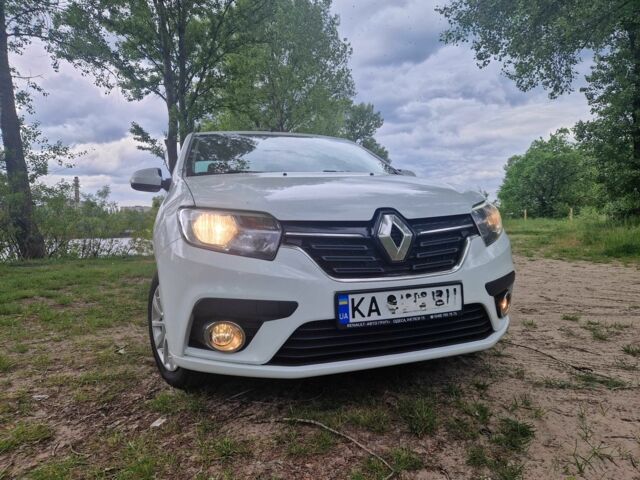Белый Рено Логан, объемом двигателя 1.5 л и пробегом 172 тыс. км за 8200 $, фото 3 на Automoto.ua
