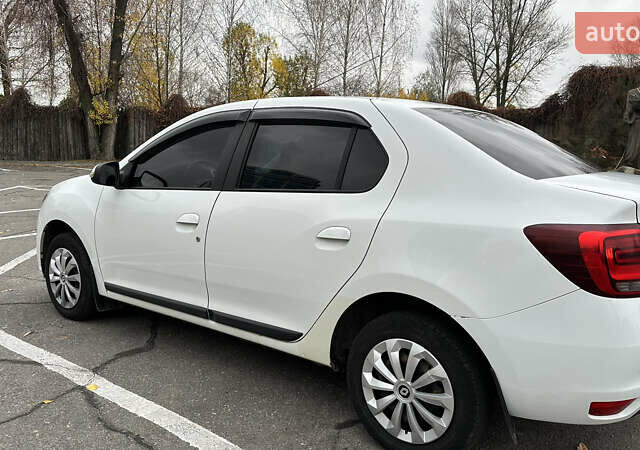 Білий Рено Логан, об'ємом двигуна 1.46 л та пробігом 128 тис. км за 8500 $, фото 19 на Automoto.ua