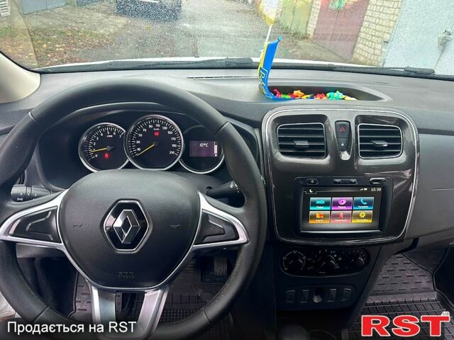 Белый Рено Логан, объемом двигателя 1.5 л и пробегом 152 тыс. км за 7500 $, фото 8 на Automoto.ua