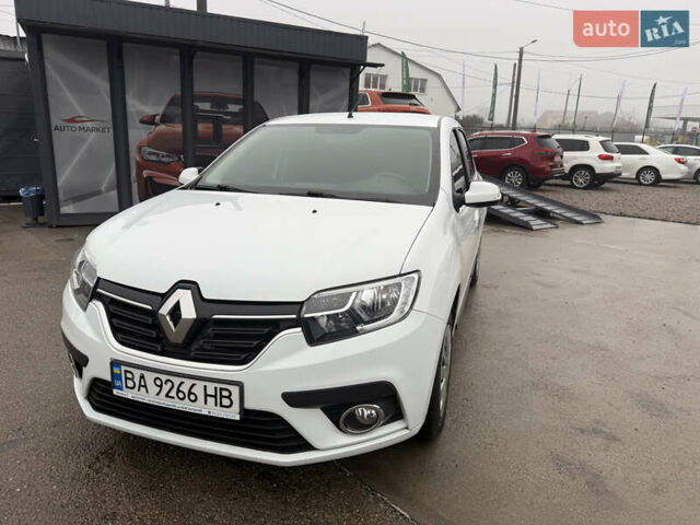 Белый Рено Логан, объемом двигателя 0.9 л и пробегом 41 тыс. км за 9300 $, фото 1 на Automoto.ua