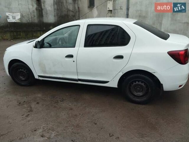 Белый Рено Логан, объемом двигателя 1.5 л и пробегом 360 тыс. км за 7000 $, фото 5 на Automoto.ua