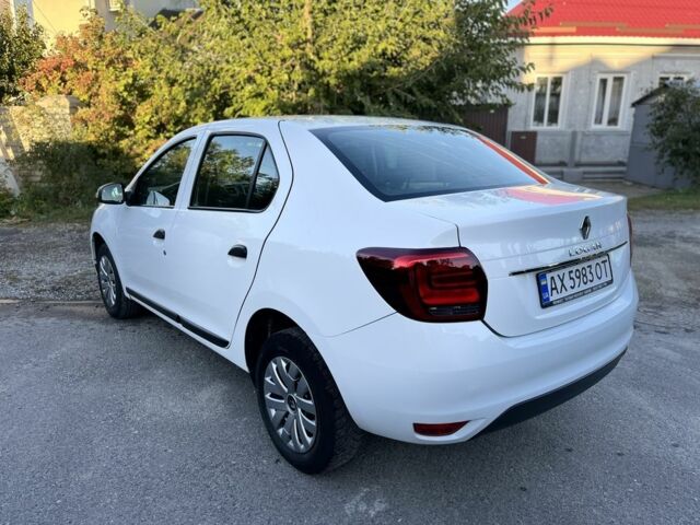 Белый Рено Логан, объемом двигателя 1.5 л и пробегом 152 тыс. км за 6900 $, фото 3 на Automoto.ua