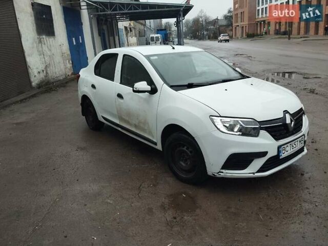 Белый Рено Логан, объемом двигателя 1.5 л и пробегом 360 тыс. км за 7000 $, фото 1 на Automoto.ua