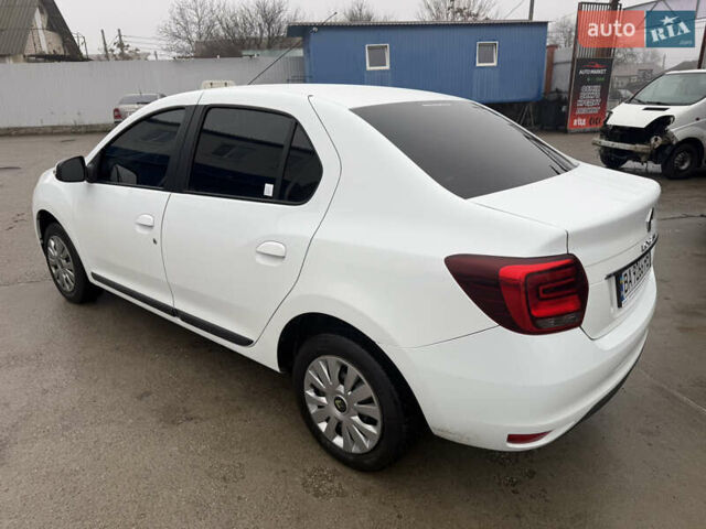 Белый Рено Логан, объемом двигателя 0.9 л и пробегом 41 тыс. км за 9300 $, фото 4 на Automoto.ua