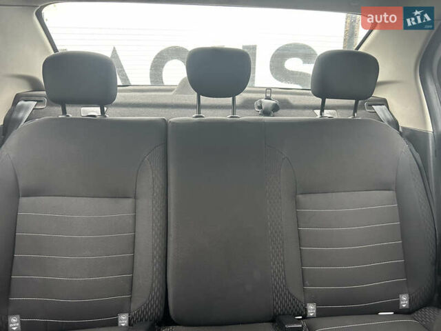 Белый Рено Логан, объемом двигателя 1 л и пробегом 275 тыс. км за 6800 $, фото 10 на Automoto.ua