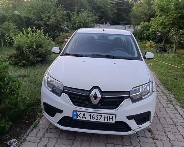 Белый Рено Логан, объемом двигателя 1 л и пробегом 199 тыс. км за 6000 $, фото 18 на Automoto.ua