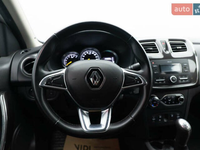 Білий Рено Логан, об'ємом двигуна 1.5 л та пробігом 173 тис. км за 8720 $, фото 11 на Automoto.ua