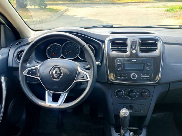 Білий Рено Логан, об'ємом двигуна 1.5 л та пробігом 176 тис. км за 7166 $, фото 9 на Automoto.ua