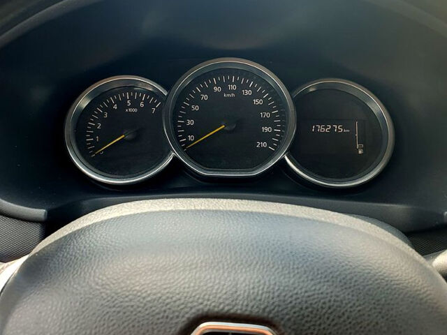 Білий Рено Логан, об'ємом двигуна 1.5 л та пробігом 176 тис. км за 7166 $, фото 8 на Automoto.ua