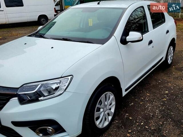 Білий Рено Логан, об'ємом двигуна 1.46 л та пробігом 80 тис. км за 8700 $, фото 29 на Automoto.ua