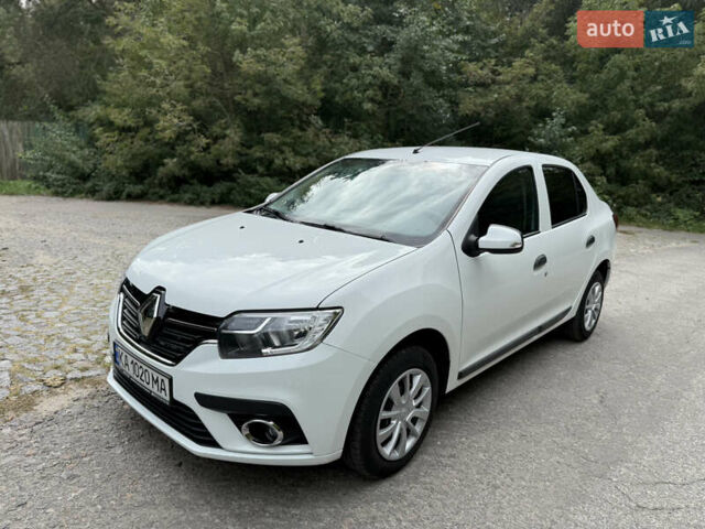 Белый Рено Логан, объемом двигателя 1.5 л и пробегом 69 тыс. км за 9300 $, фото 1 на Automoto.ua
