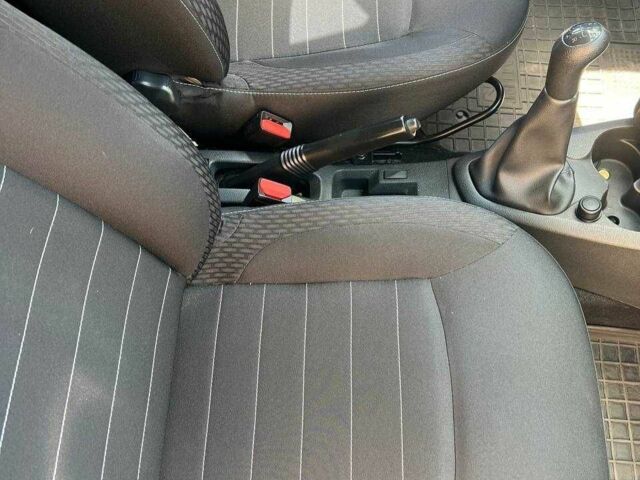 Белый Рено Логан, объемом двигателя 1.5 л и пробегом 144 тыс. км за 6999 $, фото 7 на Automoto.ua