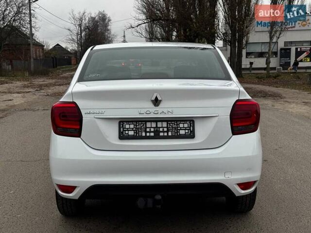 Білий Рено Логан, об'ємом двигуна 1.46 л та пробігом 97 тис. км за 7450 $, фото 11 на Automoto.ua