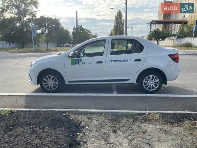 Білий Рено Логан, об'ємом двигуна 1.46 л та пробігом 147 тис. км за 7400 $, фото 1 на Automoto.ua