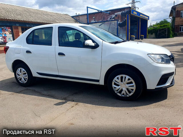 Білий Рено Логан, об'ємом двигуна 1.5 л та пробігом 176 тис. км за 7166 $, фото 5 на Automoto.ua