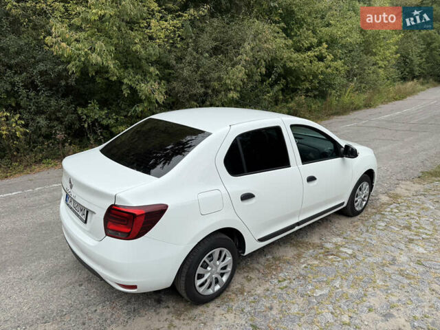 Белый Рено Логан, объемом двигателя 1.5 л и пробегом 69 тыс. км за 9300 $, фото 14 на Automoto.ua