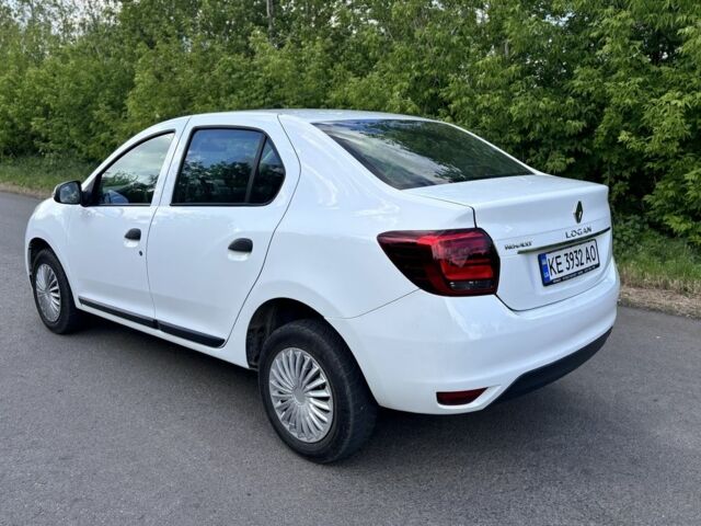 Белый Рено Логан, объемом двигателя 1.5 л и пробегом 148 тыс. км за 6400 $, фото 1 на Automoto.ua