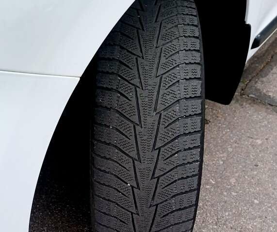 Белый Рено Логан, объемом двигателя 1.5 л и пробегом 150 тыс. км за 9150 $, фото 20 на Automoto.ua