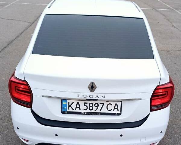 Белый Рено Логан, объемом двигателя 1.5 л и пробегом 150 тыс. км за 9150 $, фото 27 на Automoto.ua