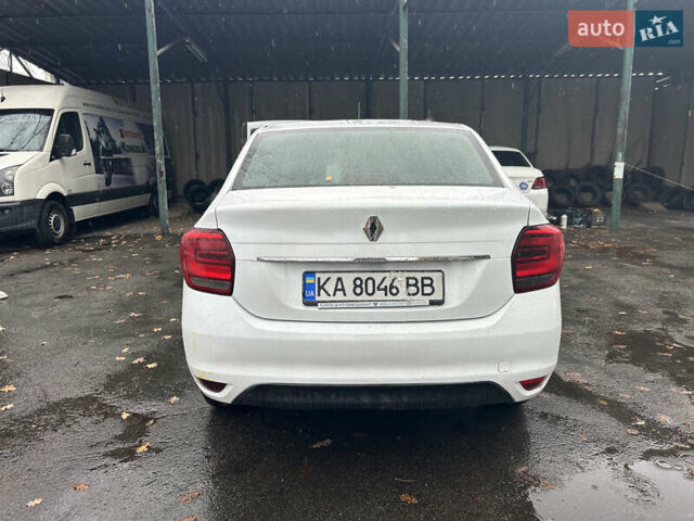 Белый Рено Логан, объемом двигателя 0.9 л и пробегом 220 тыс. км за 3500 $, фото 7 на Automoto.ua