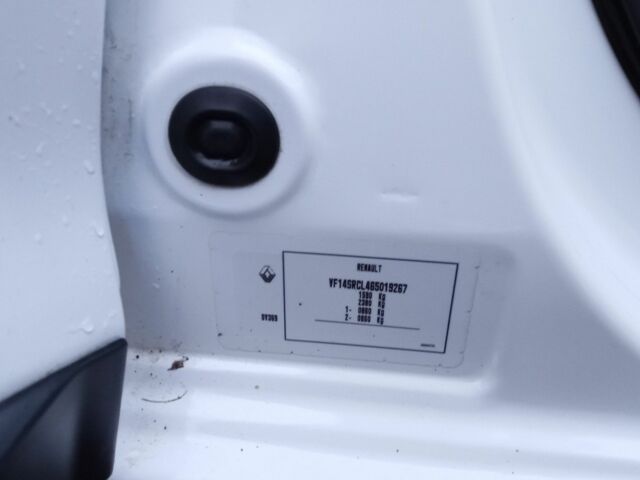 Білий Рено Логан, об'ємом двигуна 1.5 л та пробігом 115 тис. км за 7800 $, фото 7 на Automoto.ua