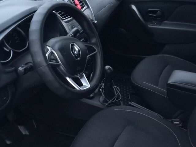 Білий Рено Логан, об'ємом двигуна 1.5 л та пробігом 115 тис. км за 7800 $, фото 5 на Automoto.ua