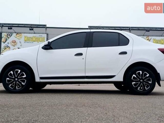 Белый Рено Логан, объемом двигателя 1.5 л и пробегом 150 тыс. км за 9150 $, фото 7 на Automoto.ua