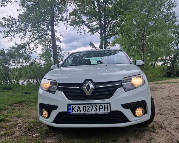 Белый Рено Логан, объемом двигателя 1.46 л и пробегом 181 тыс. км за 7900 $, фото 3 на Automoto.ua