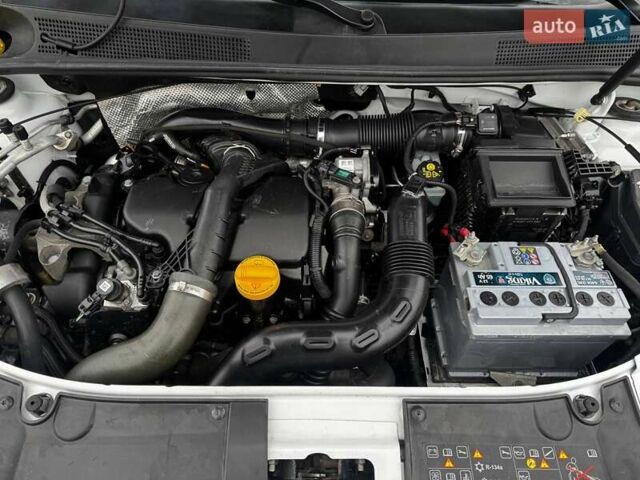 Білий Рено Логан, об'ємом двигуна 1.46 л та пробігом 97 тис. км за 7450 $, фото 33 на Automoto.ua