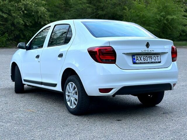 Белый Рено Логан, объемом двигателя 1.5 л и пробегом 157 тыс. км за 7499 $, фото 4 на Automoto.ua