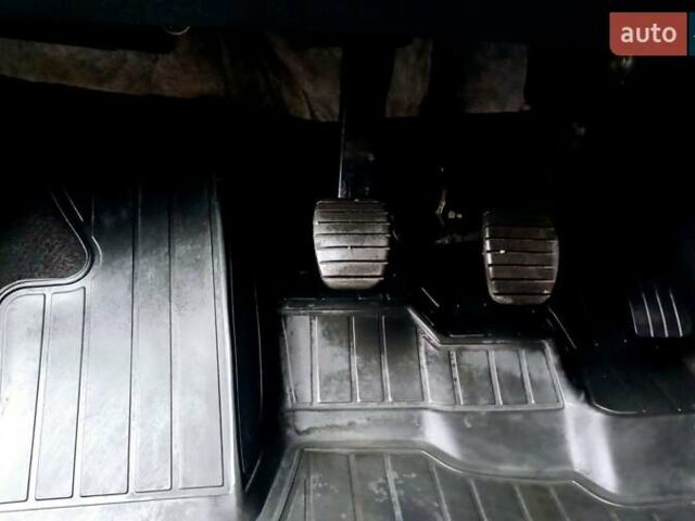 Белый Рено Логан, объемом двигателя 1.5 л и пробегом 150 тыс. км за 9150 $, фото 57 на Automoto.ua