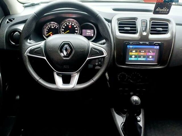 Белый Рено Логан, объемом двигателя 1.5 л и пробегом 150 тыс. км за 9150 $, фото 76 на Automoto.ua