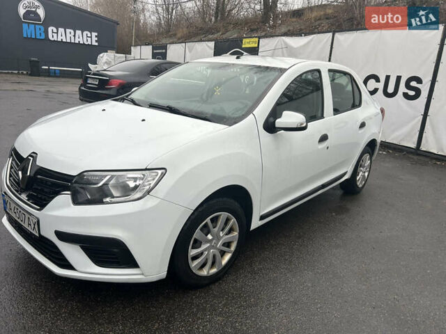 Белый Рено Логан, объемом двигателя 1 л и пробегом 275 тыс. км за 6800 $, фото 6 на Automoto.ua