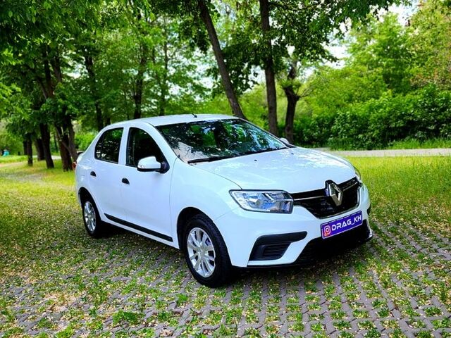 Белый Рено Логан, объемом двигателя 1.5 л и пробегом 164 тыс. км за 6400 $, фото 1 на Automoto.ua