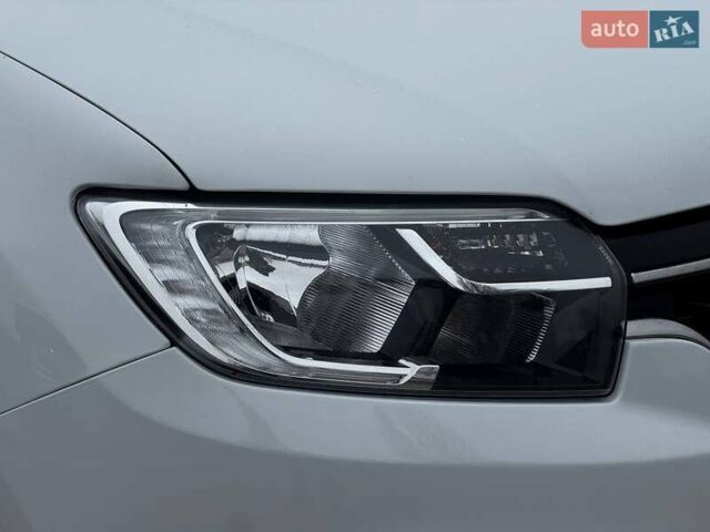 Білий Рено Логан, об'ємом двигуна 1.46 л та пробігом 97 тис. км за 7450 $, фото 5 на Automoto.ua