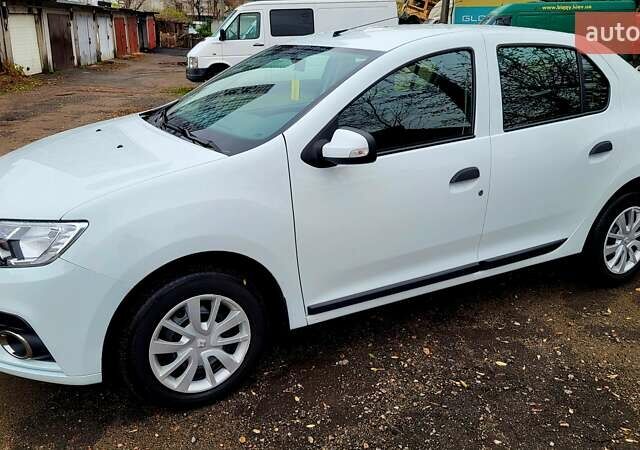 Білий Рено Логан, об'ємом двигуна 1.46 л та пробігом 80 тис. км за 8700 $, фото 11 на Automoto.ua