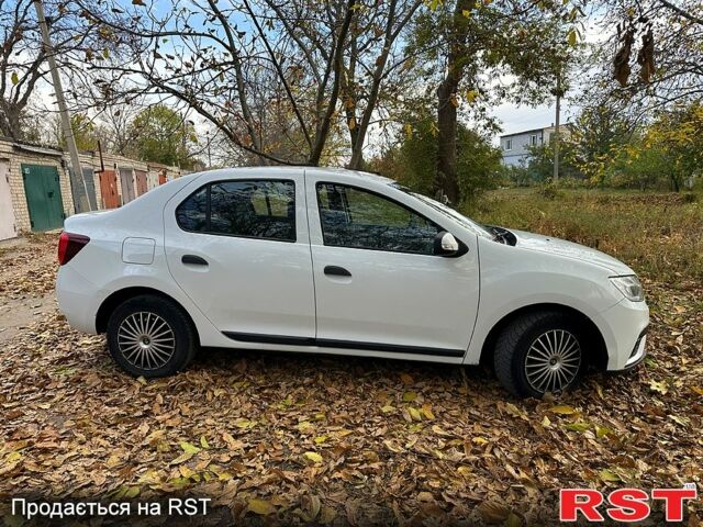 Белый Рено Логан, объемом двигателя 1.5 л и пробегом 180 тыс. км за 6300 $, фото 2 на Automoto.ua
