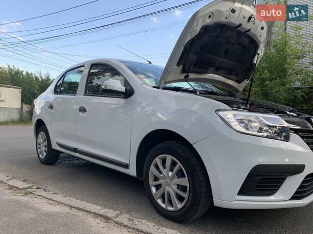 Білий Рено Логан, об'ємом двигуна 1.46 л та пробігом 48 тис. км за 7070 $, фото 10 на Automoto.ua