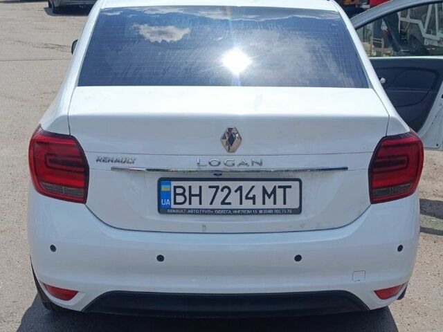Білий Рено Логан, об'ємом двигуна 0 л та пробігом 140 тис. км за 3500 $, фото 5 на Automoto.ua