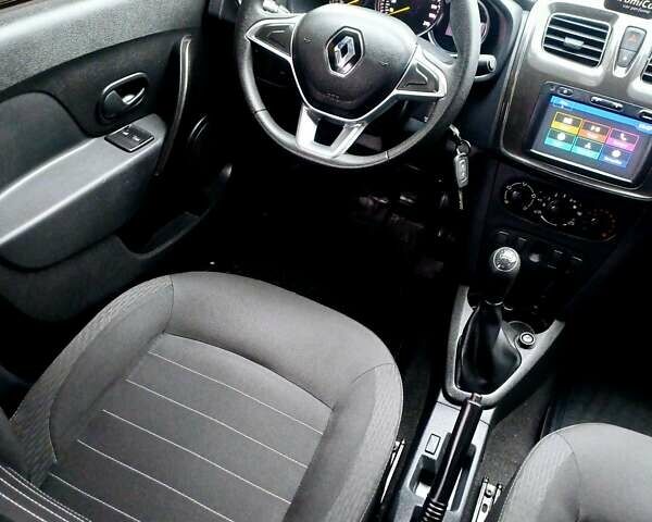 Белый Рено Логан, объемом двигателя 1.5 л и пробегом 150 тыс. км за 9150 $, фото 71 на Automoto.ua