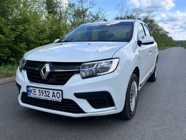 Белый Рено Логан, объемом двигателя 1.5 л и пробегом 148 тыс. км за 6400 $, фото 6 на Automoto.ua