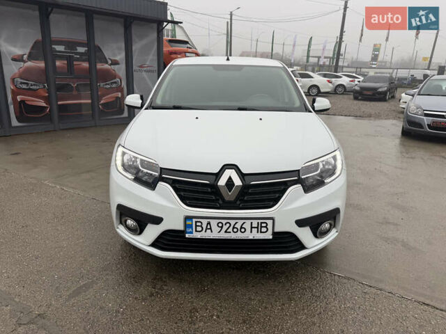 Белый Рено Логан, объемом двигателя 0.9 л и пробегом 41 тыс. км за 9300 $, фото 11 на Automoto.ua