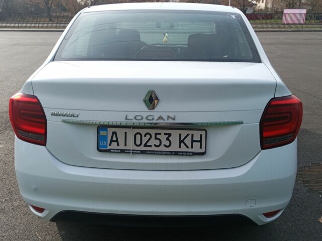 Білий Рено Логан, об'ємом двигуна 1.5 л та пробігом 115 тис. км за 7800 $, фото 1 на Automoto.ua
