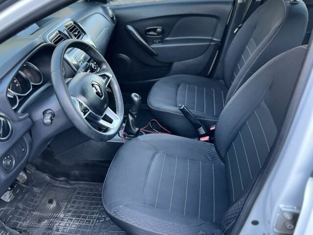 Белый Рено Логан, объемом двигателя 1.5 л и пробегом 152 тыс. км за 6900 $, фото 5 на Automoto.ua