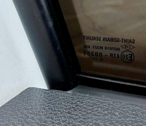 Белый Рено Логан, объемом двигателя 1.5 л и пробегом 150 тыс. км за 9150 $, фото 52 на Automoto.ua